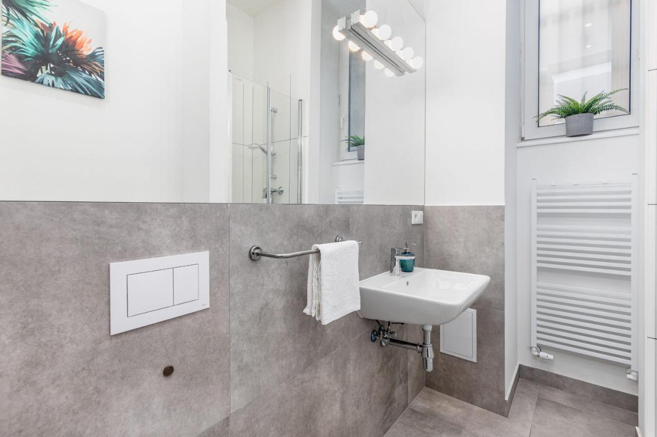 Апартаменты Ella Apartament & Pokoje Щецин Экстерьер фото